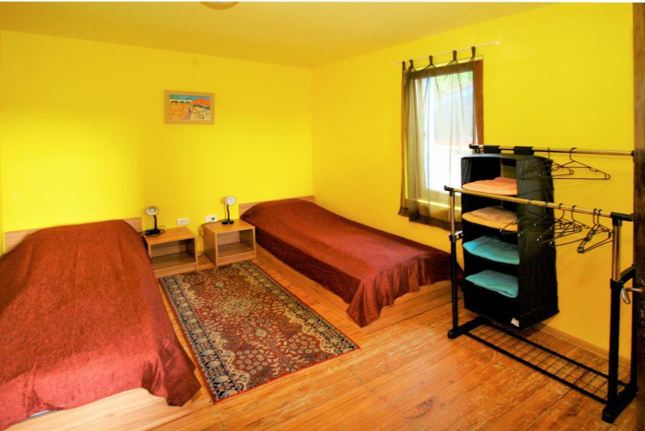 Chuchi Guest House 1 Zlatna Panega Экстерьер фото